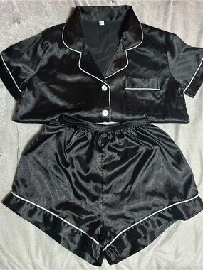 SHEIN Black Satin Short Sleeve Pajama Set with White Piping